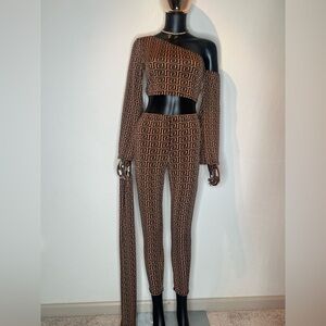 Geometric Patterned One-Shoulder three piece